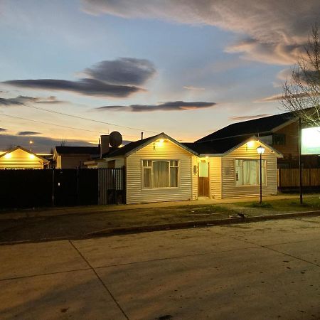 Hostal Hellen Пуерто Наталес Екстериор снимка