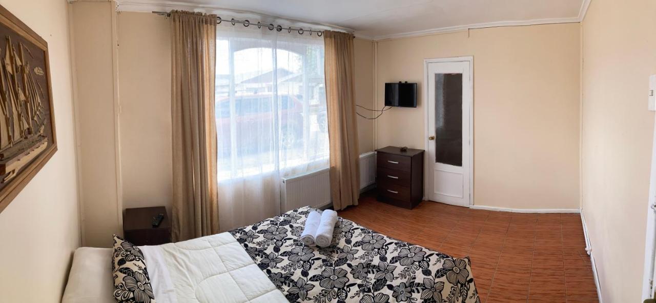 Hostal Hellen Пуерто Наталес Екстериор снимка
