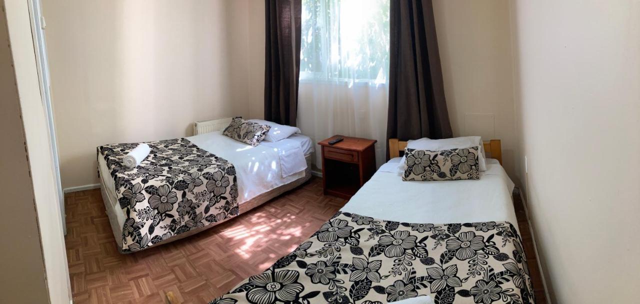 Hostal Hellen Пуерто Наталес Екстериор снимка